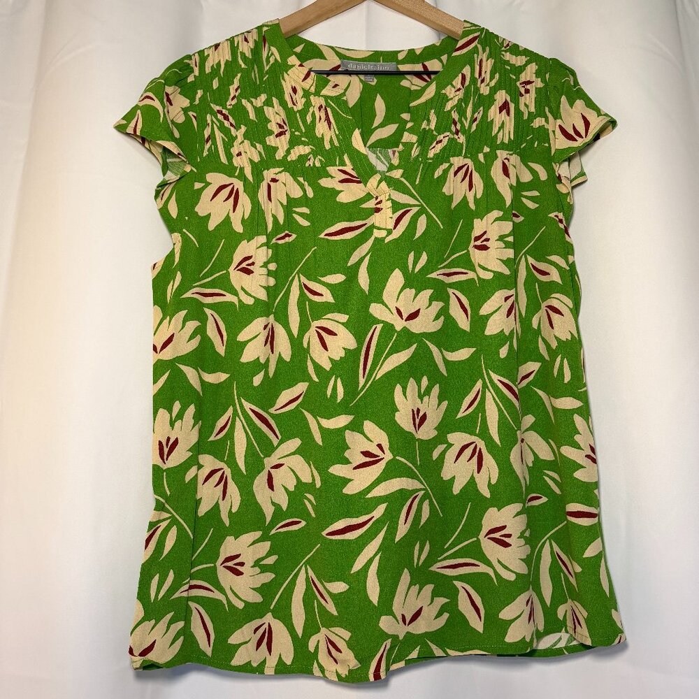 Daniel Rainn Amari Split Neck Blouse Womens L Green Tropical Flutter Sleeve EUC